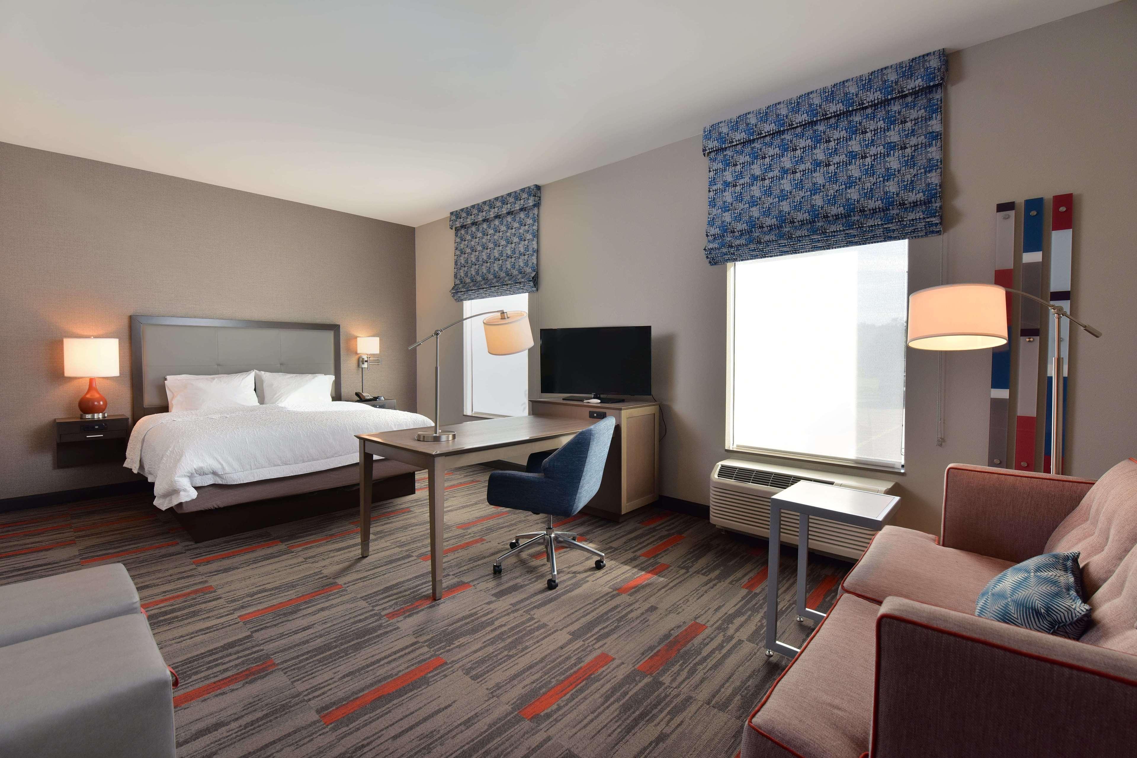 Hampton Inn And Suites At Wisconsin Dells Lake Delton Extérieur photo