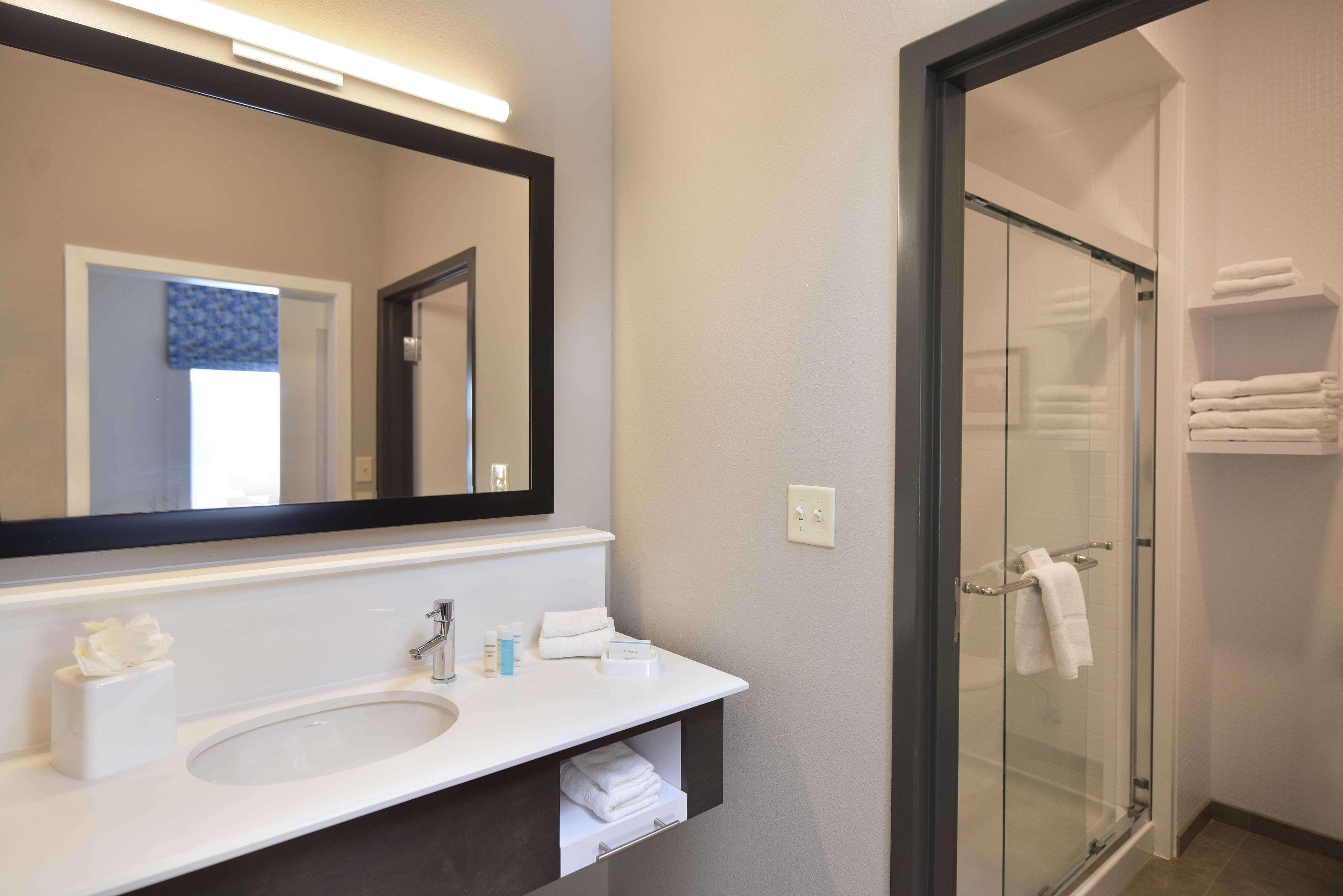 Hampton Inn And Suites At Wisconsin Dells Lake Delton Extérieur photo