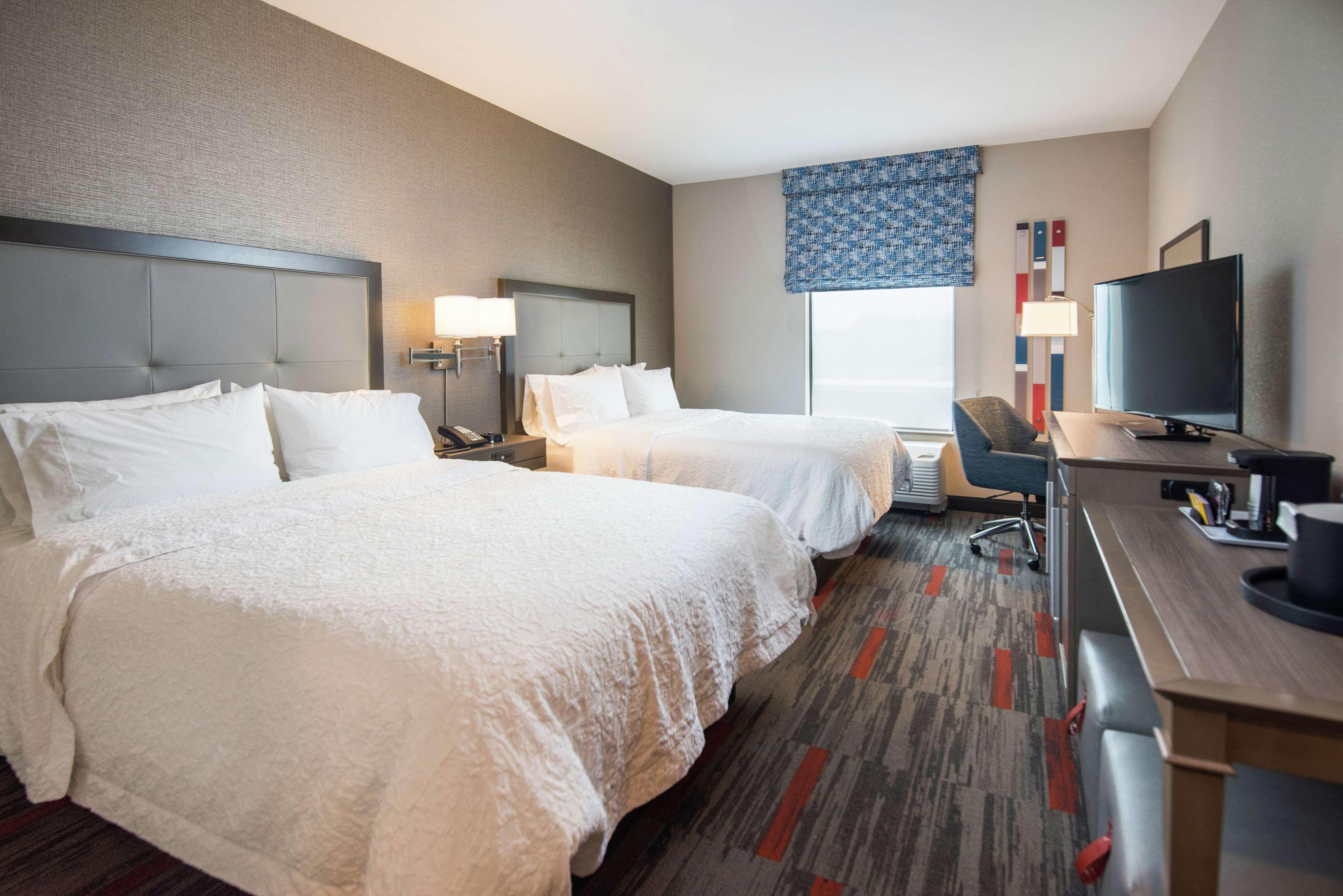 Hampton Inn And Suites At Wisconsin Dells Lake Delton Extérieur photo
