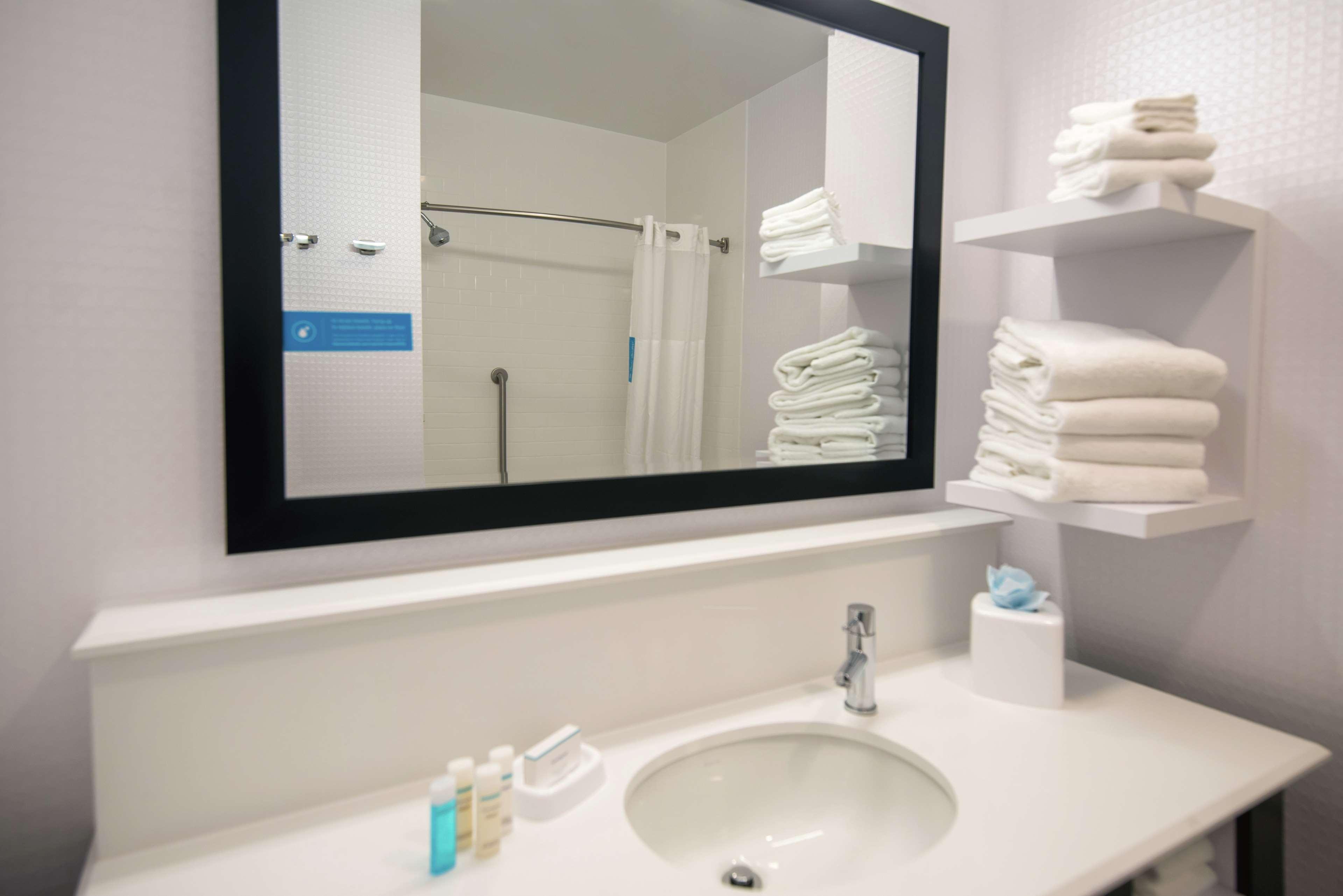 Hampton Inn And Suites At Wisconsin Dells Lake Delton Extérieur photo