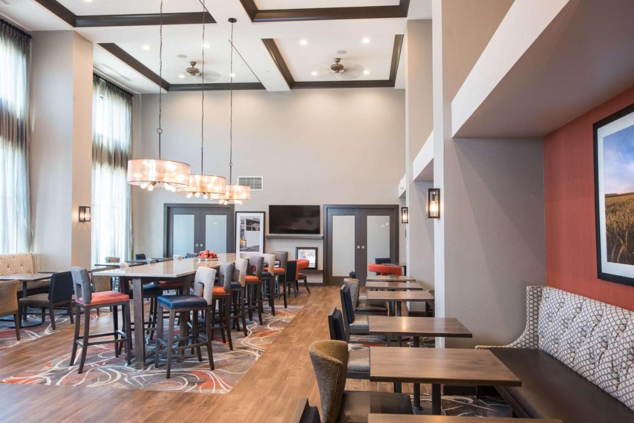 Hampton Inn And Suites At Wisconsin Dells Lake Delton Extérieur photo