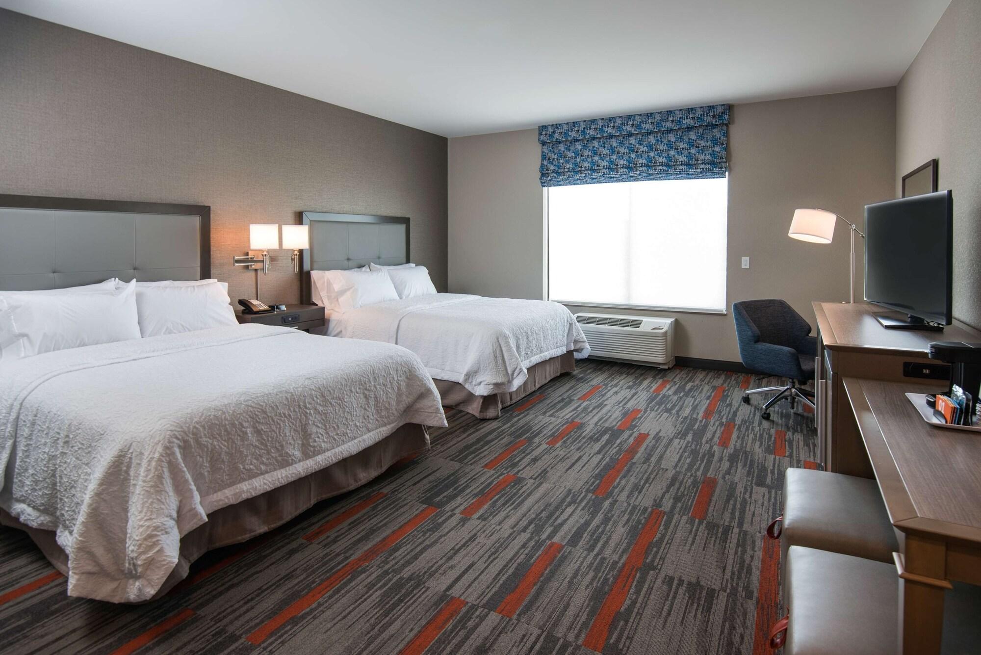 Hampton Inn And Suites At Wisconsin Dells Lake Delton Extérieur photo