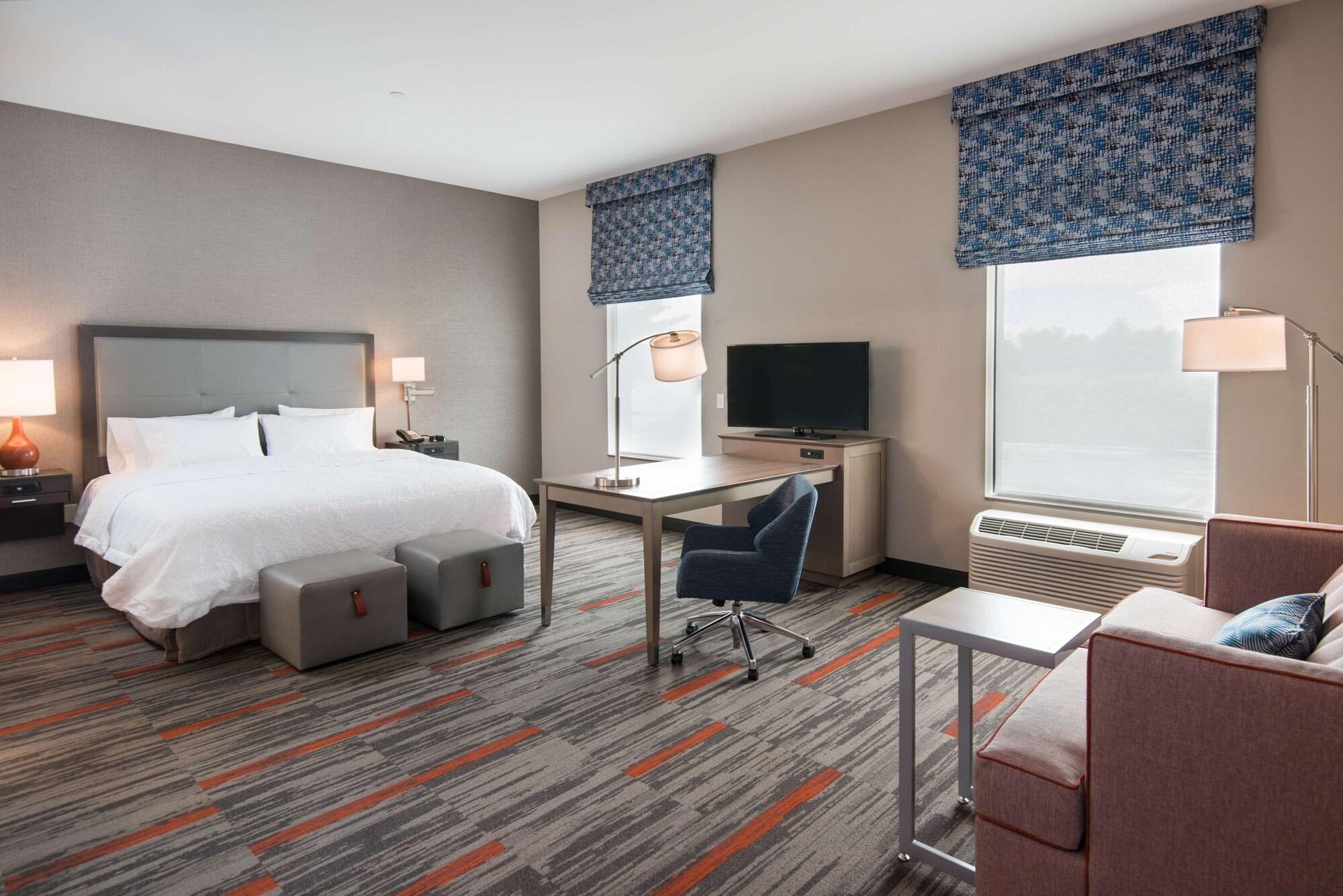 Hampton Inn And Suites At Wisconsin Dells Lake Delton Extérieur photo