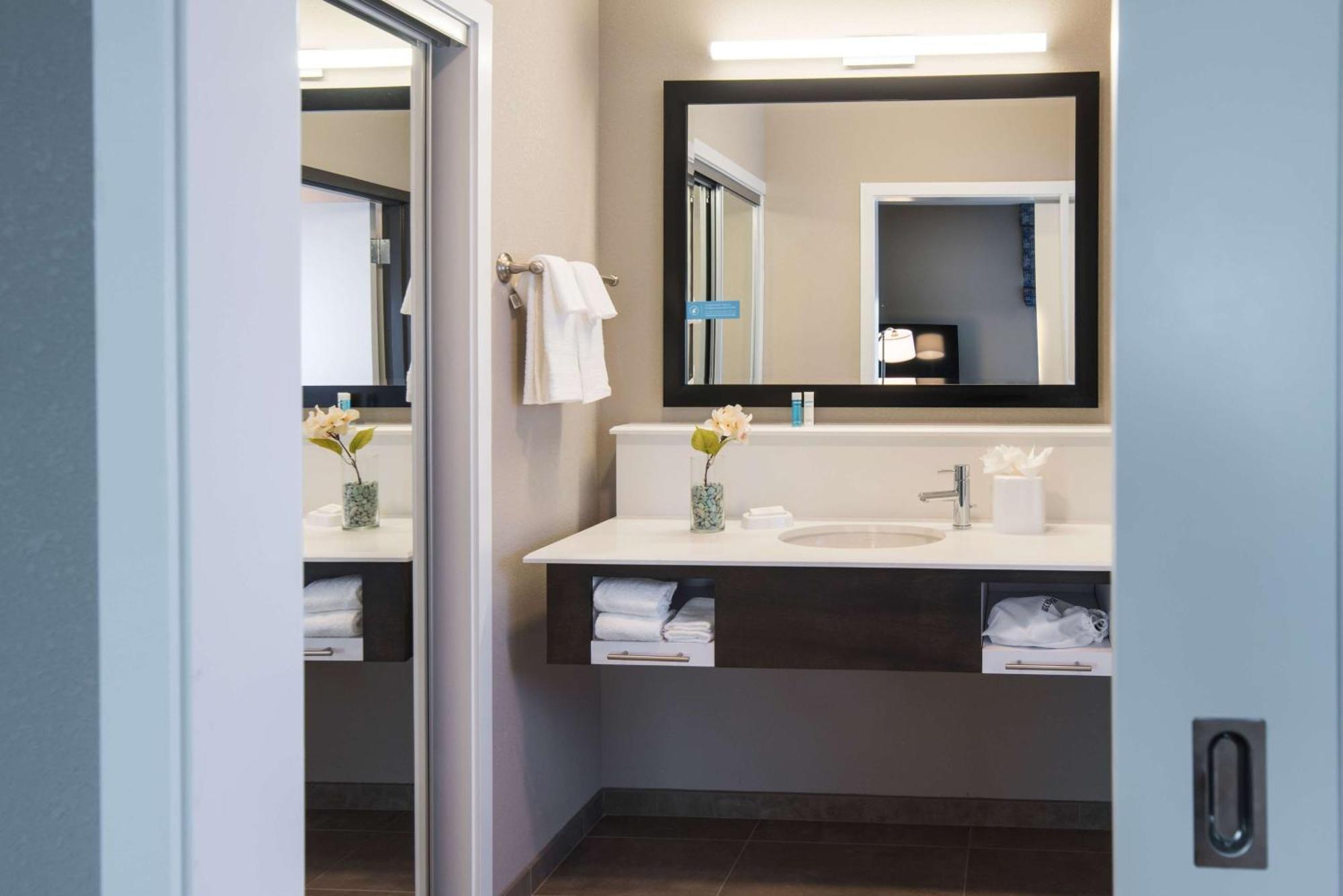 Hampton Inn And Suites At Wisconsin Dells Lake Delton Extérieur photo